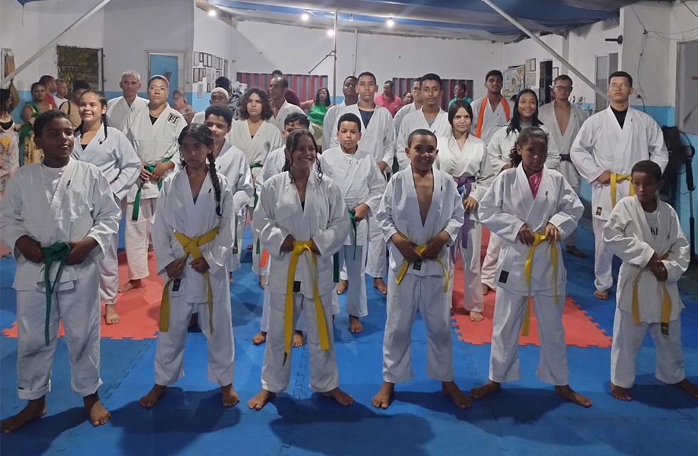 Troca de faixa – Karatê – Itaka Aracaju-SE